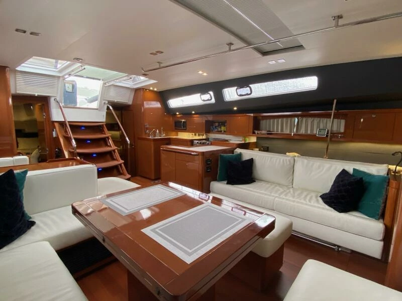 Blue Pearl 60ft Beneteau Yacht For Sale