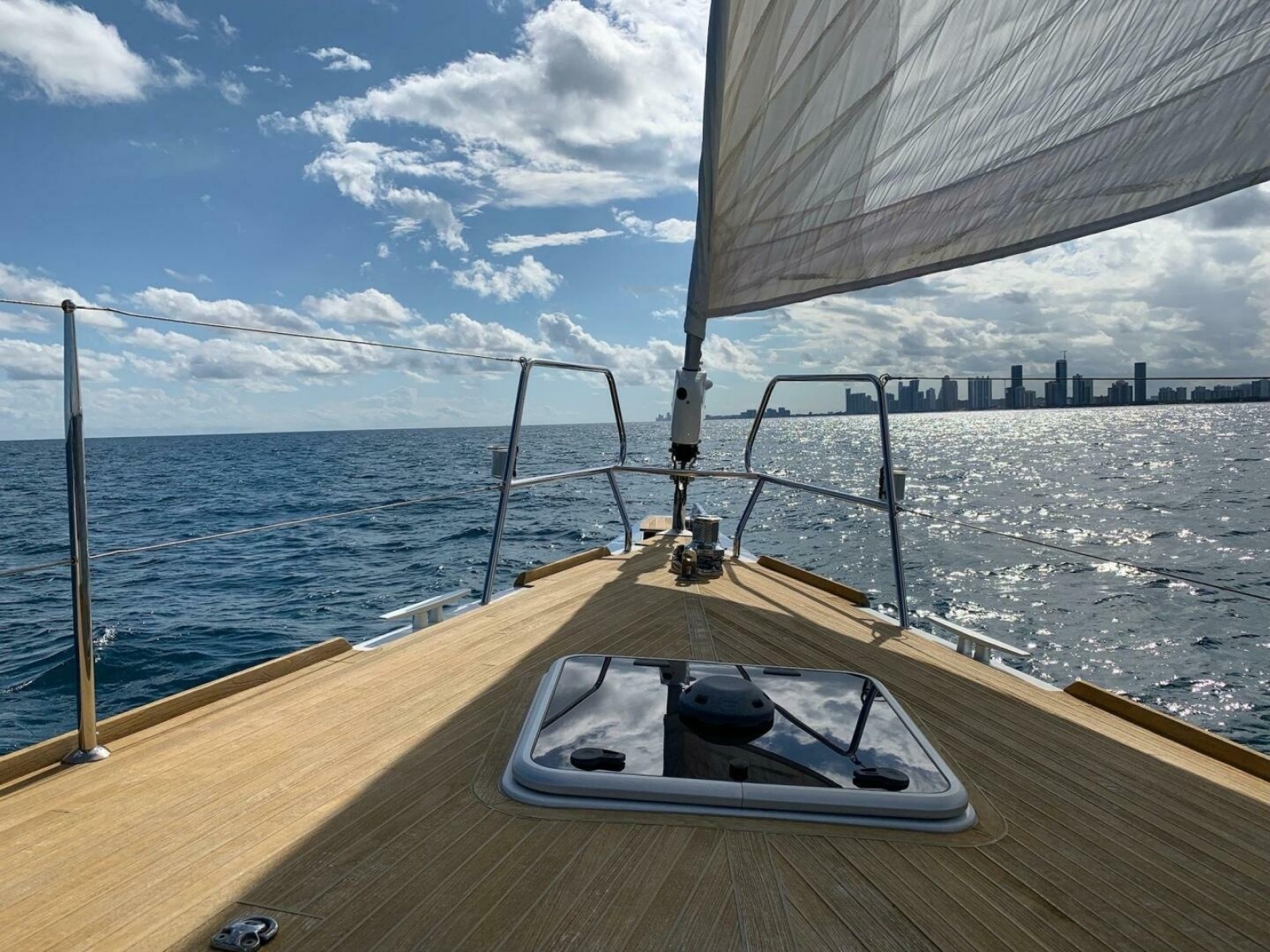 Blue Pearl 60ft Beneteau Yacht For Sale