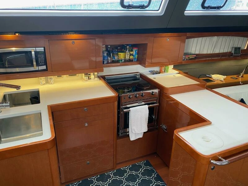 Blue Pearl 60ft Beneteau Yacht For Sale