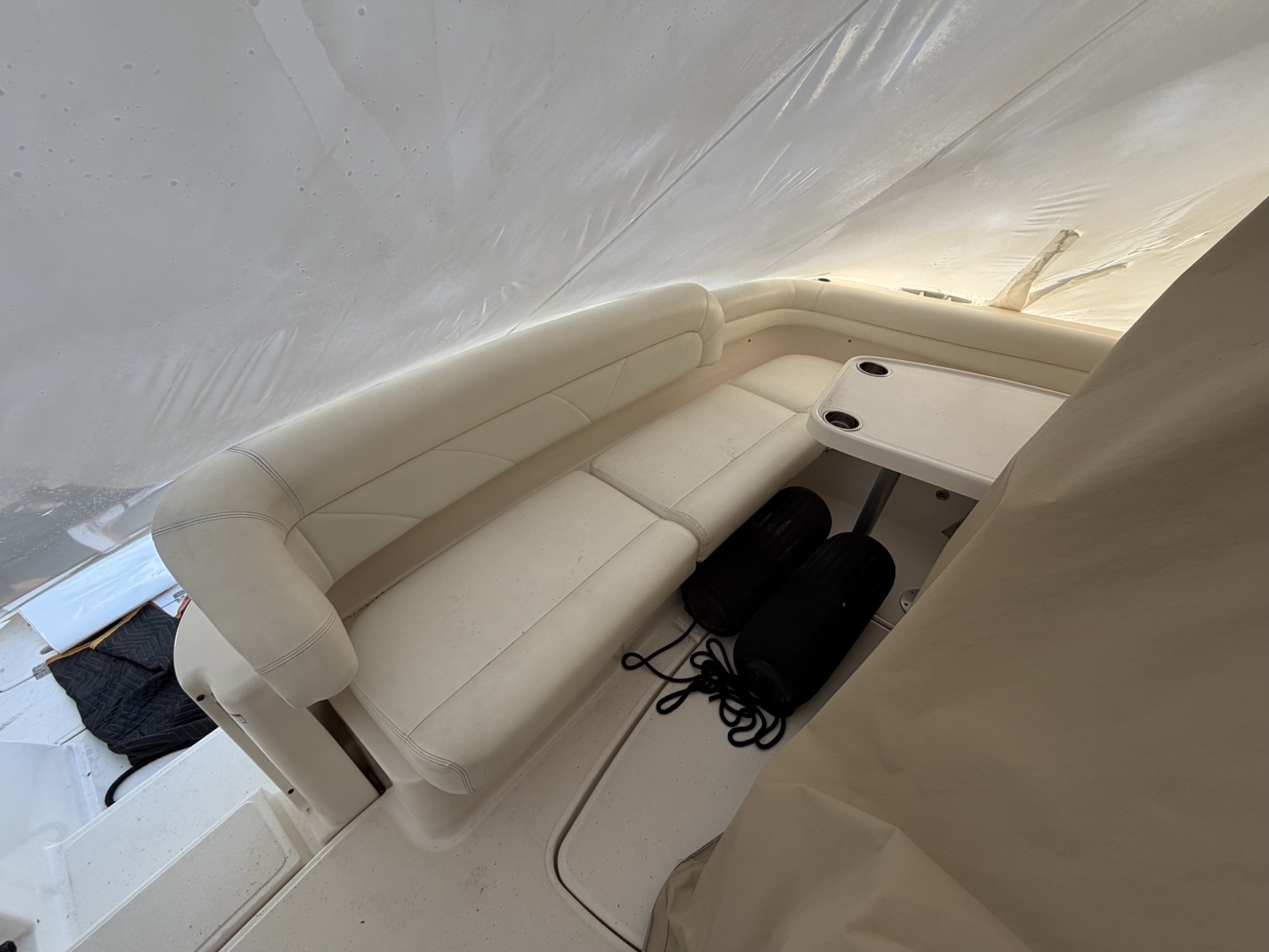 2006 Tiara Yachts 43 Sovran