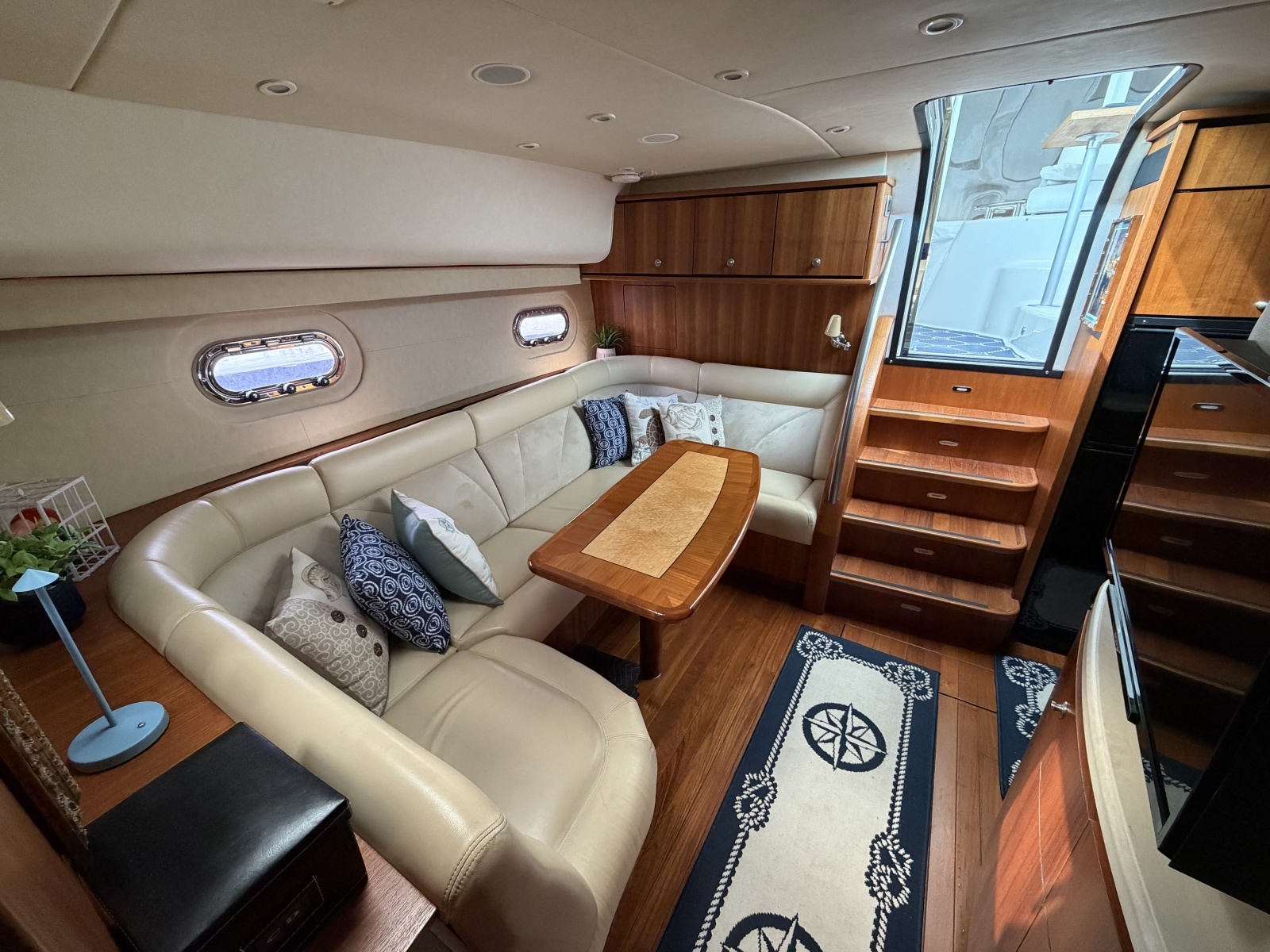 2006 Tiara Yachts 43 Sovran