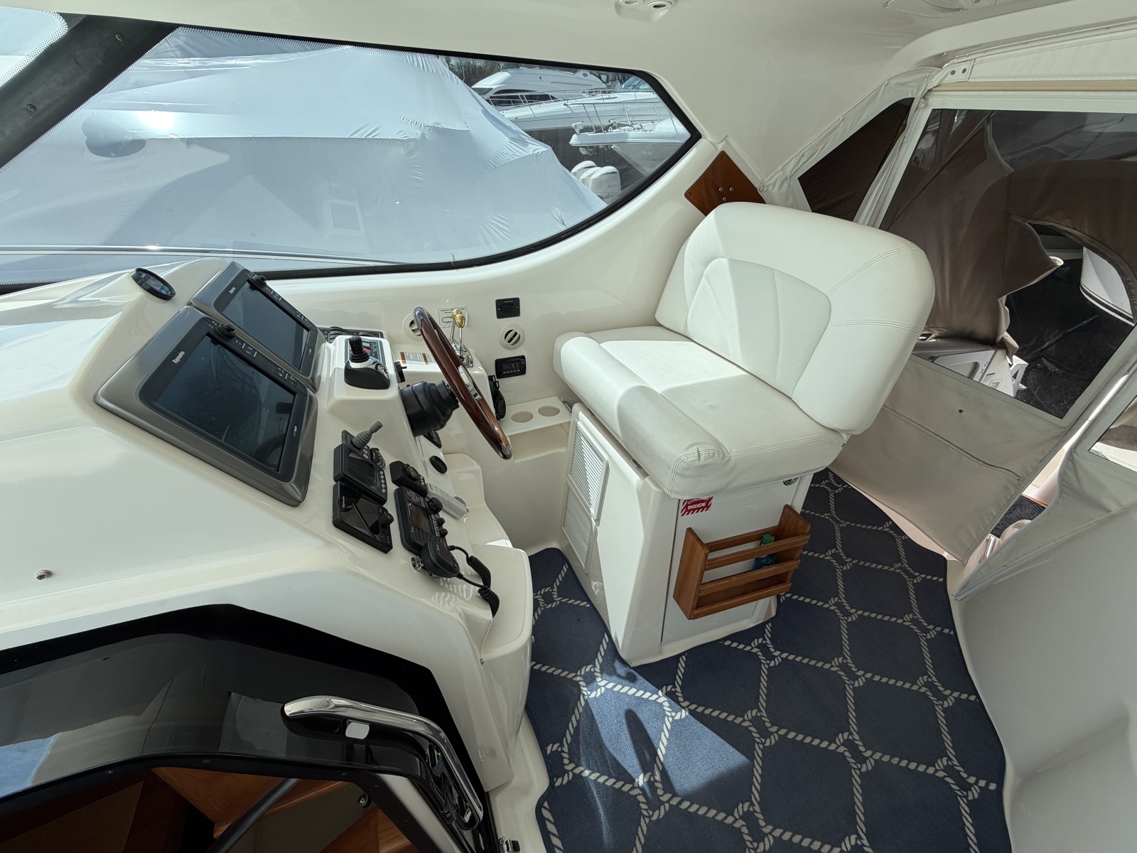 2006 Tiara Yachts 43 Sovran