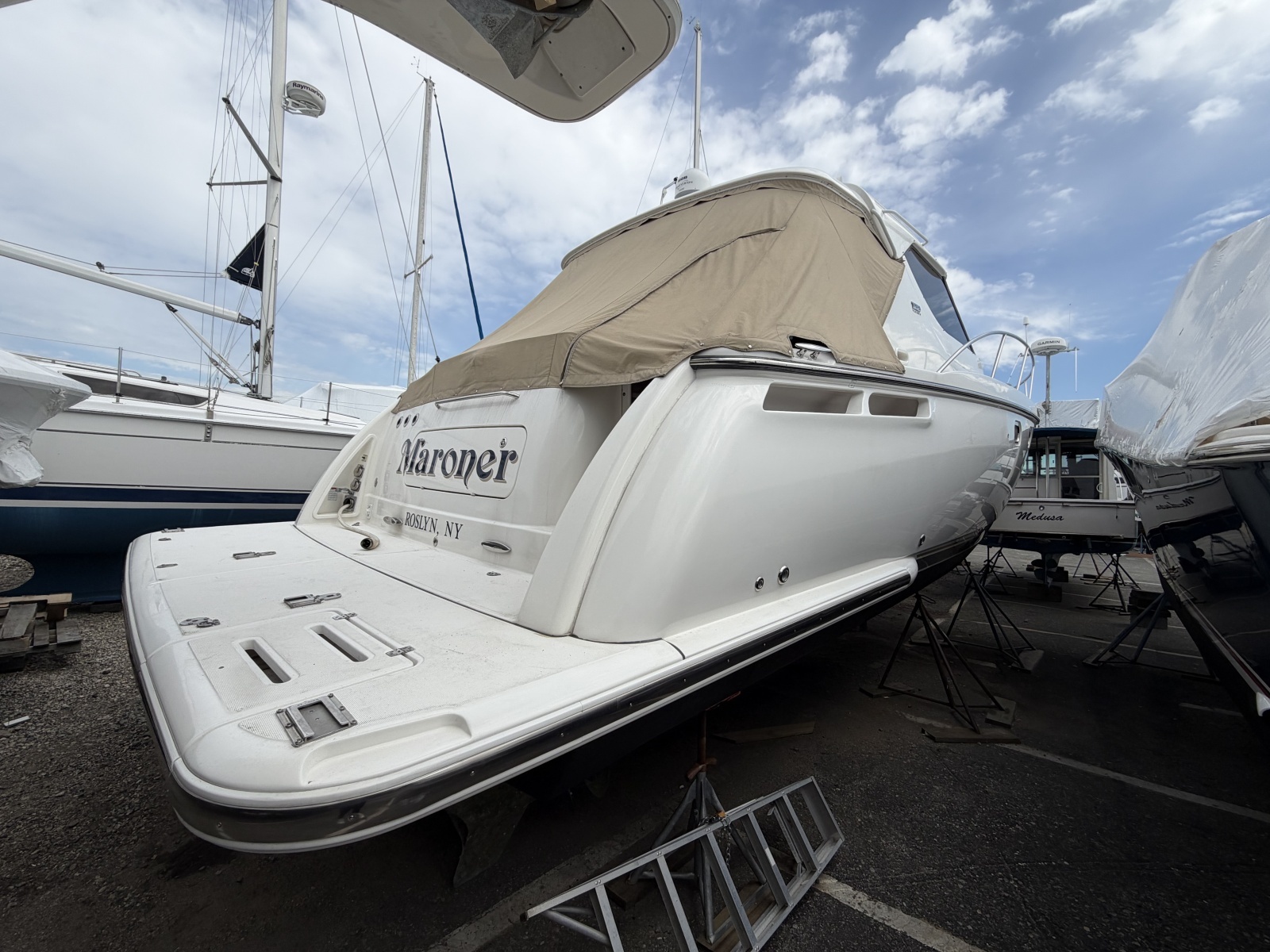 2006 Tiara Yachts 43 Sovran