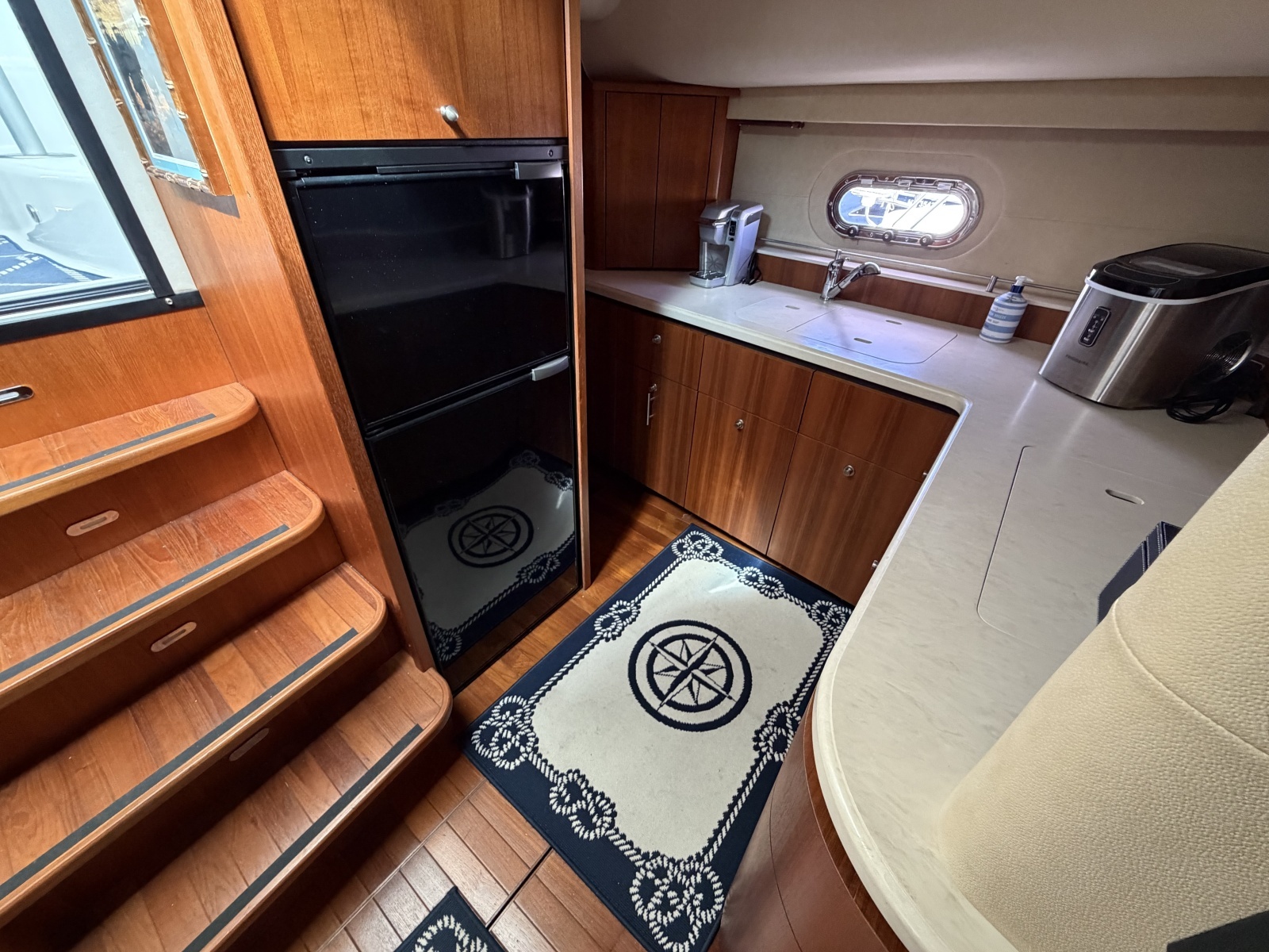 2006 Tiara Yachts 43 Sovran