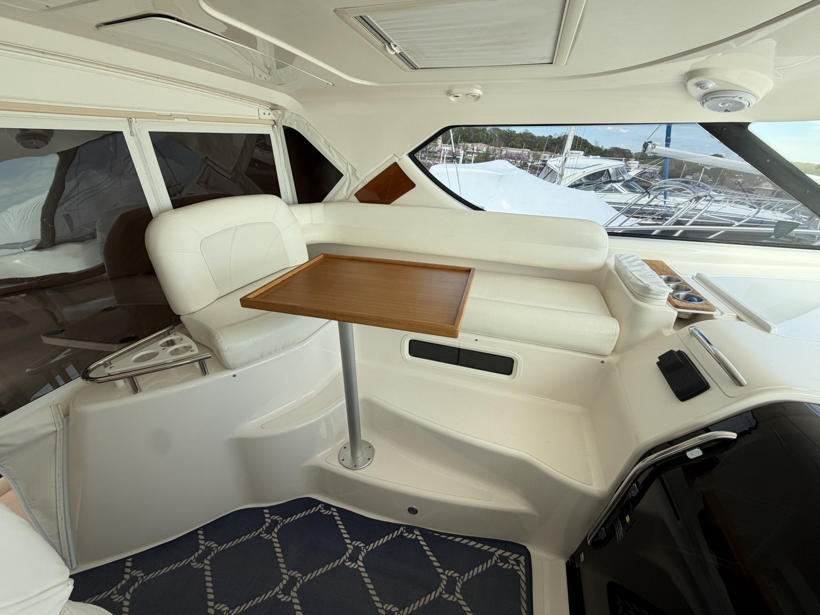 2006 Tiara Yachts 43 Sovran