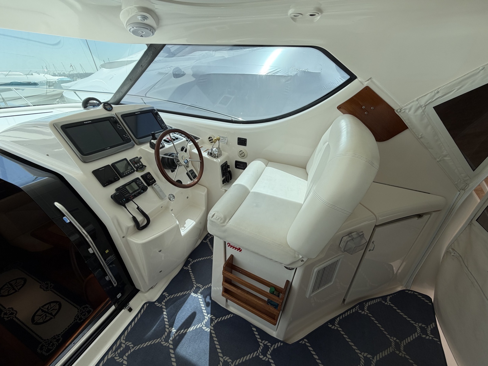 2006 Tiara Yachts 43 Sovran