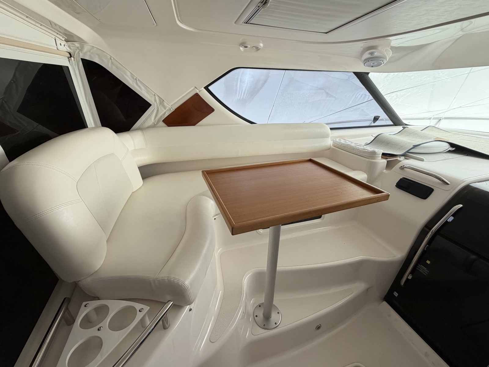 2006 Tiara Yachts 43 Sovran