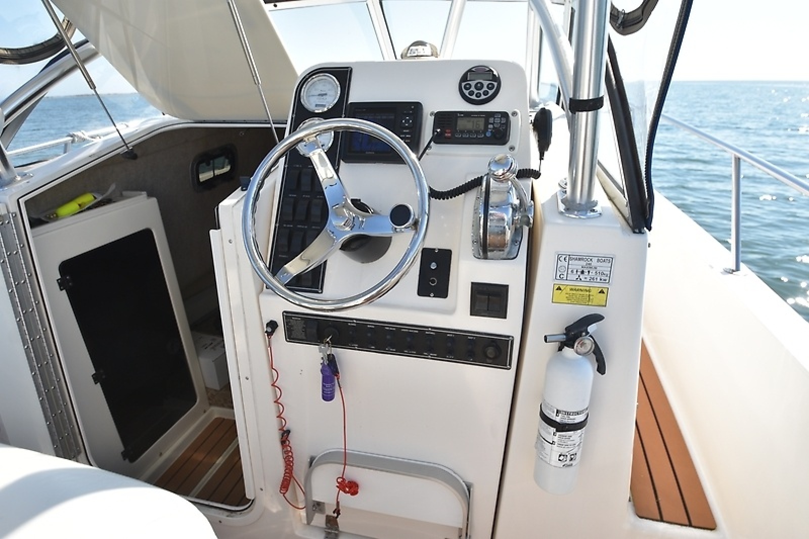 24' 2007 Shamrock 246 Adventurer