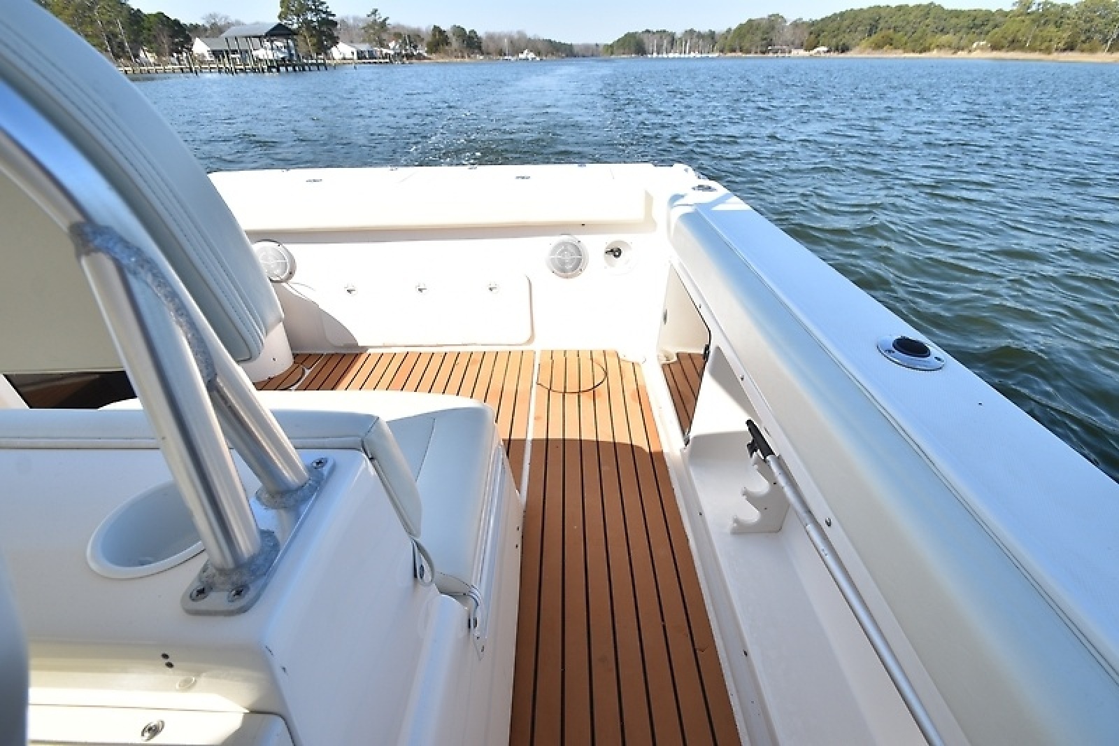 24' 2007 Shamrock 246 Adventurer