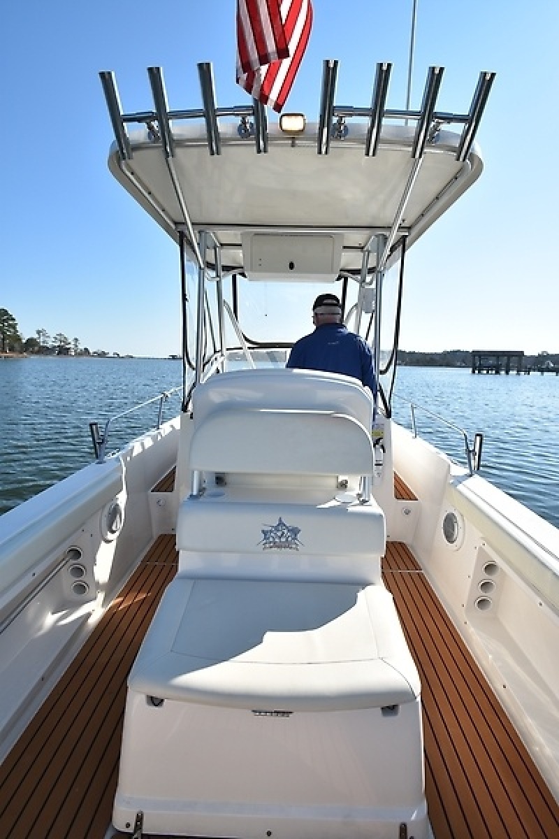 24' 2007 Shamrock 246 Adventurer