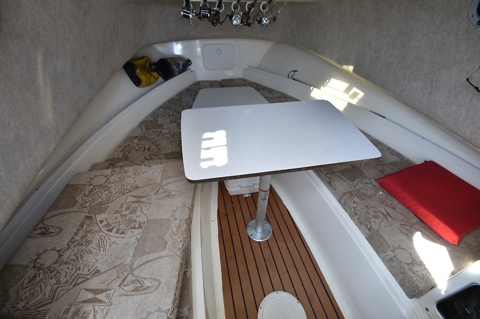 24' 2007 Shamrock 246 Adventurer