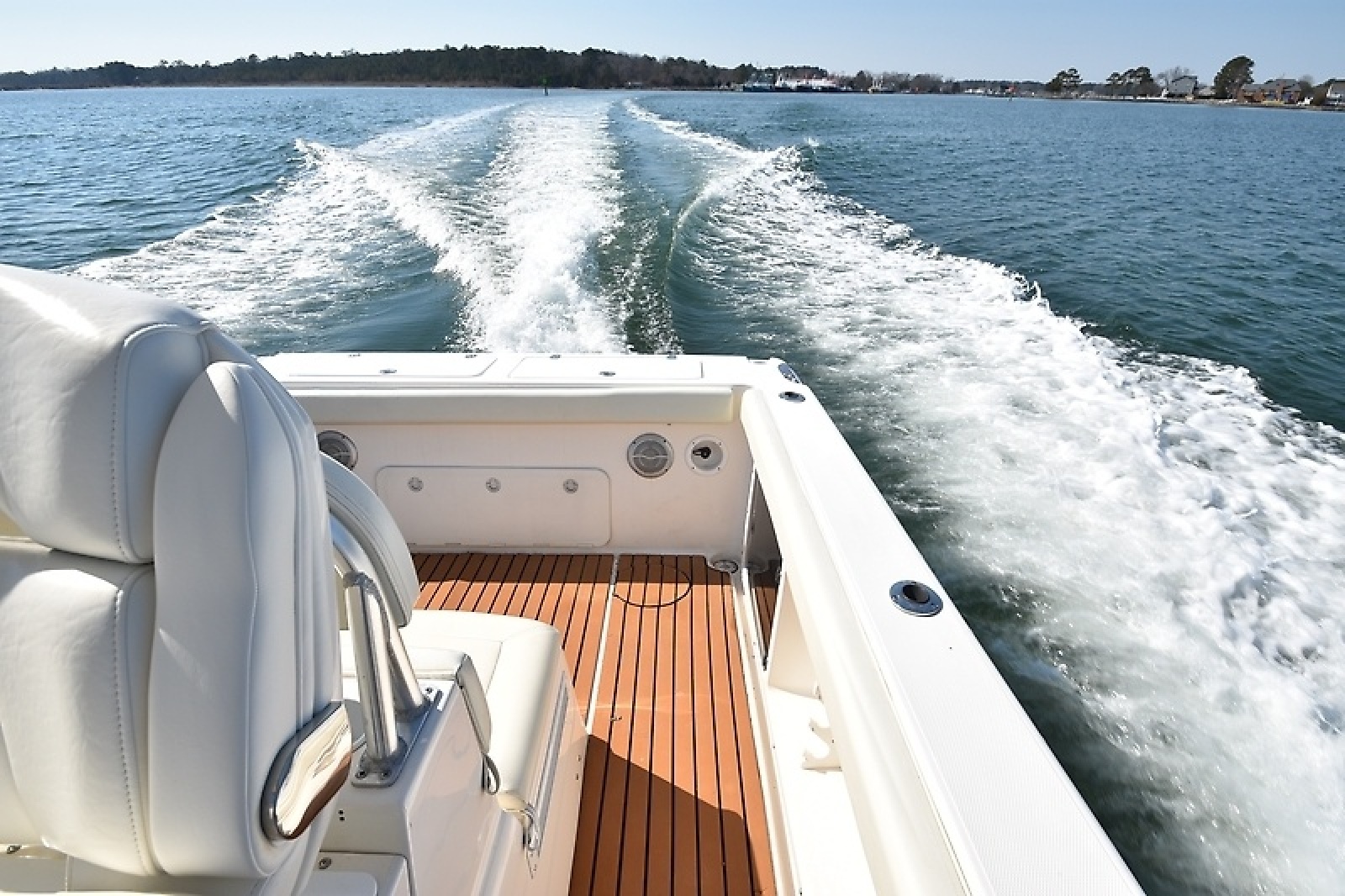 24' 2007 Shamrock 246 Adventurer