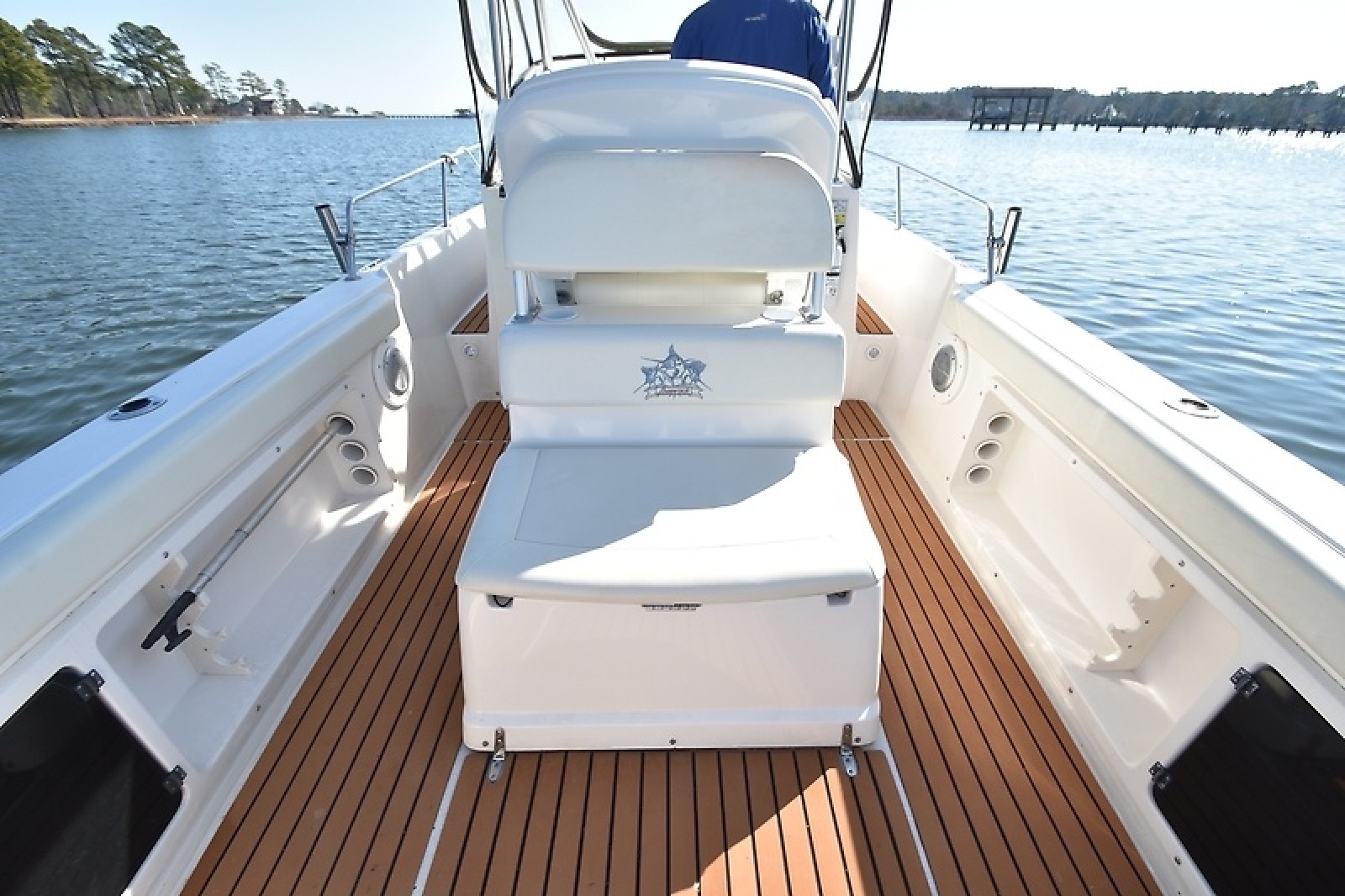 24' 2007 Shamrock 246 Adventurer