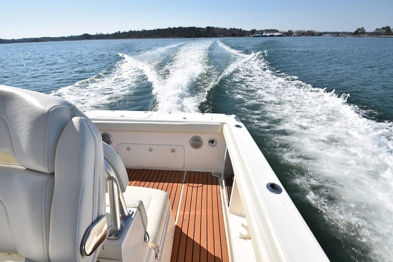 24' 2007 Shamrock 246 Adventurer