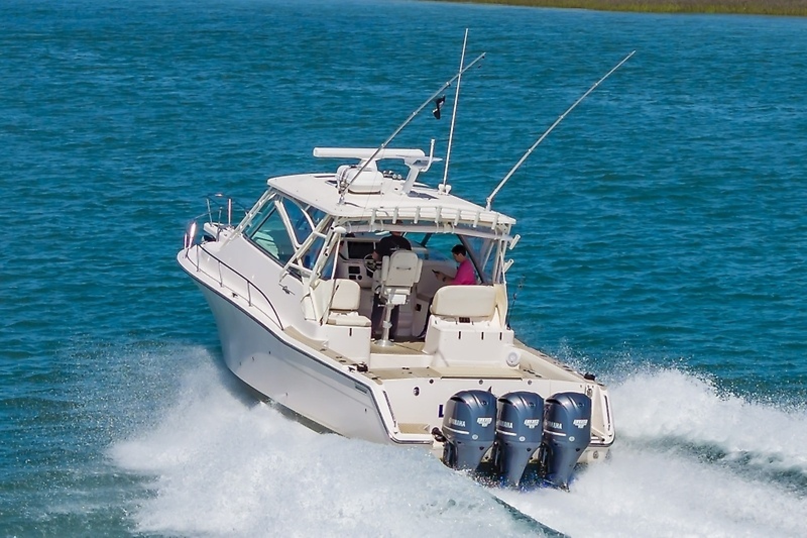 37' 2014 Grady-White Express 370