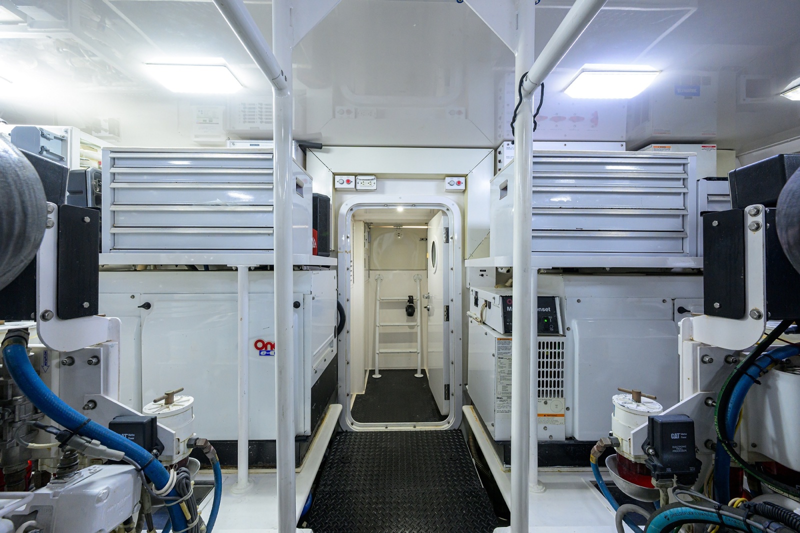 68' 2008 Viking 68 Convertible