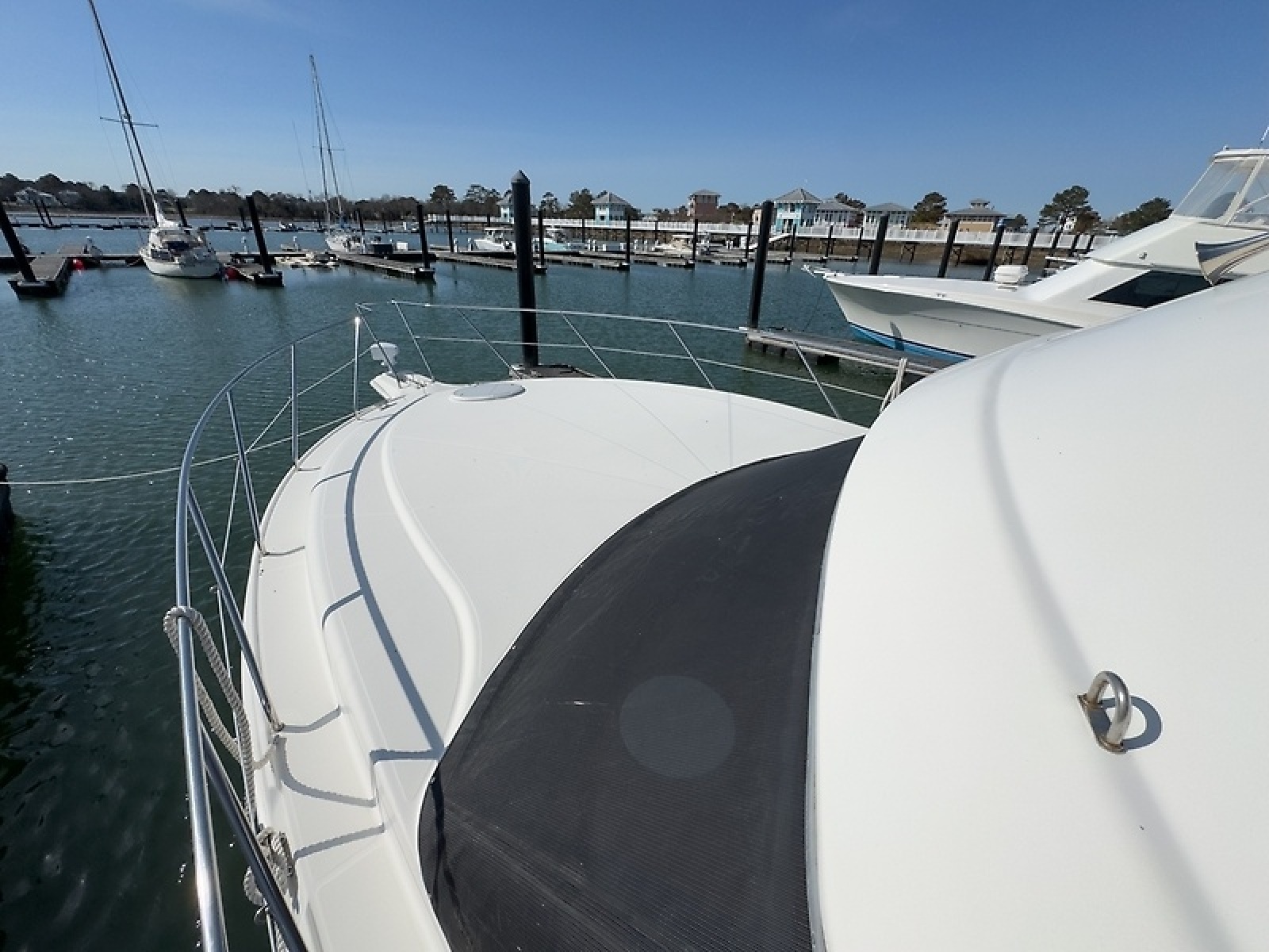 34' 2007 Silverton 34 Convertible