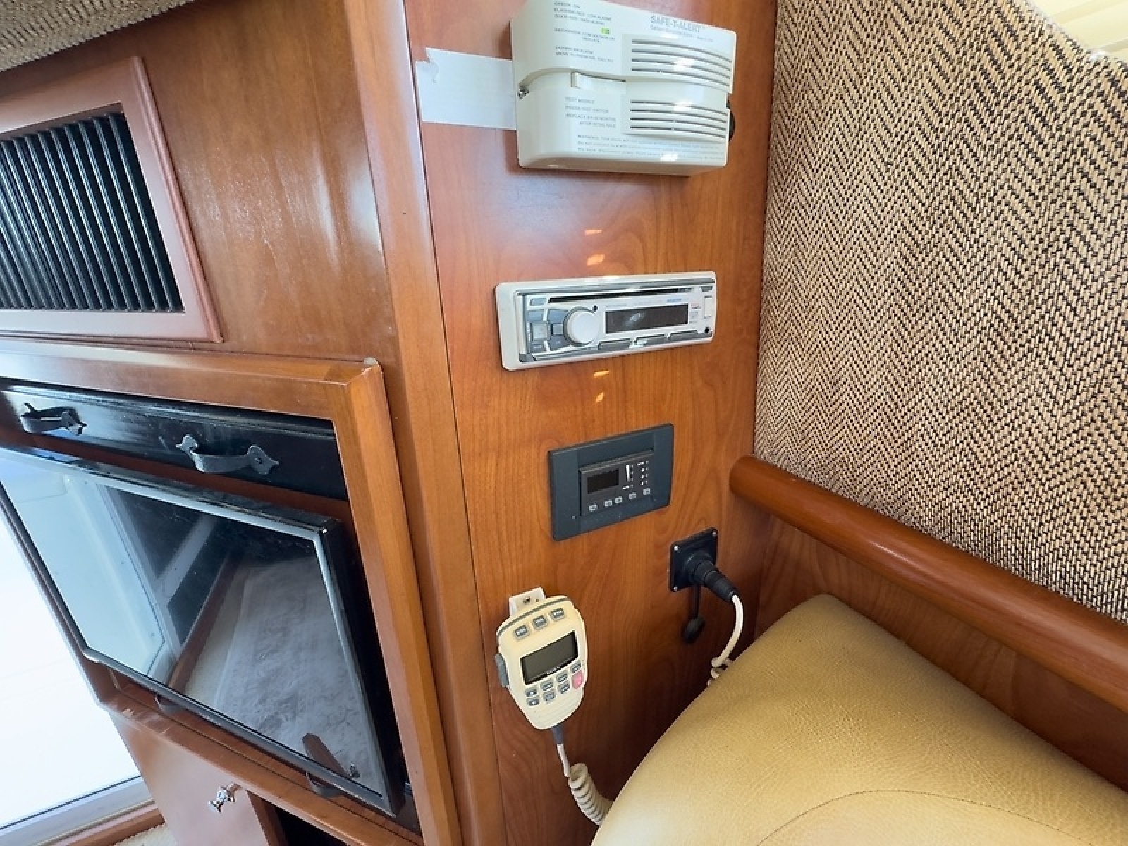 34' 2007 Silverton 34 Convertible