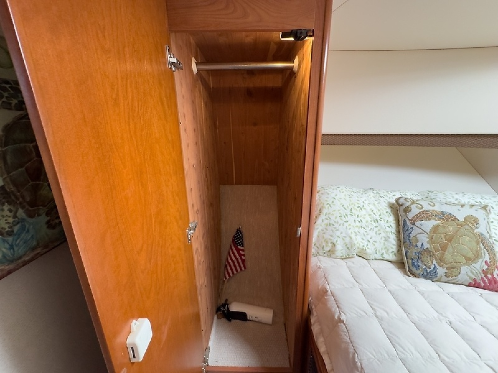 34' 2007 Silverton 34 Convertible