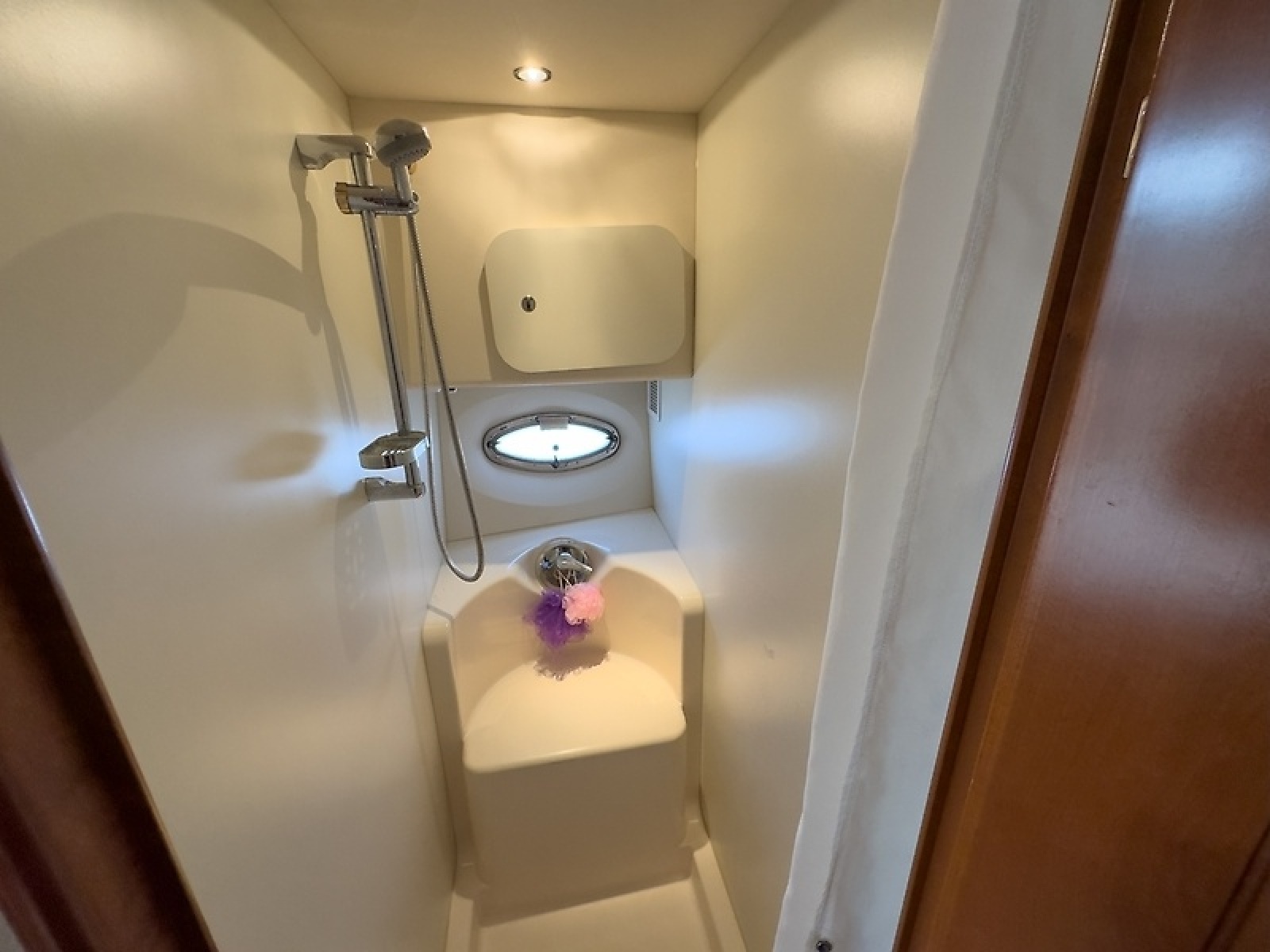 34' 2007 Silverton 34 Convertible