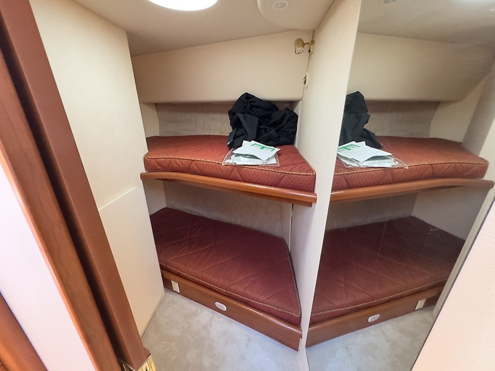 34' 2007 Silverton 34 Convertible