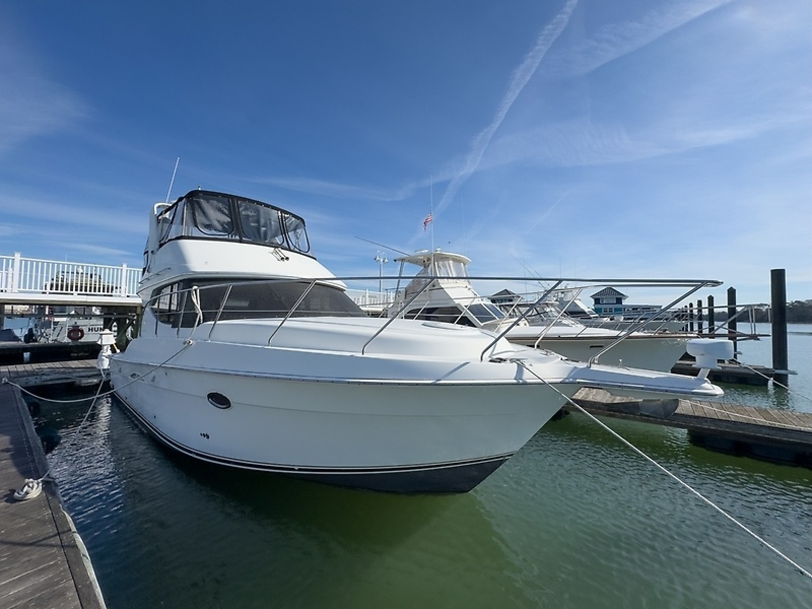 34' 2007 Silverton 34 Convertible