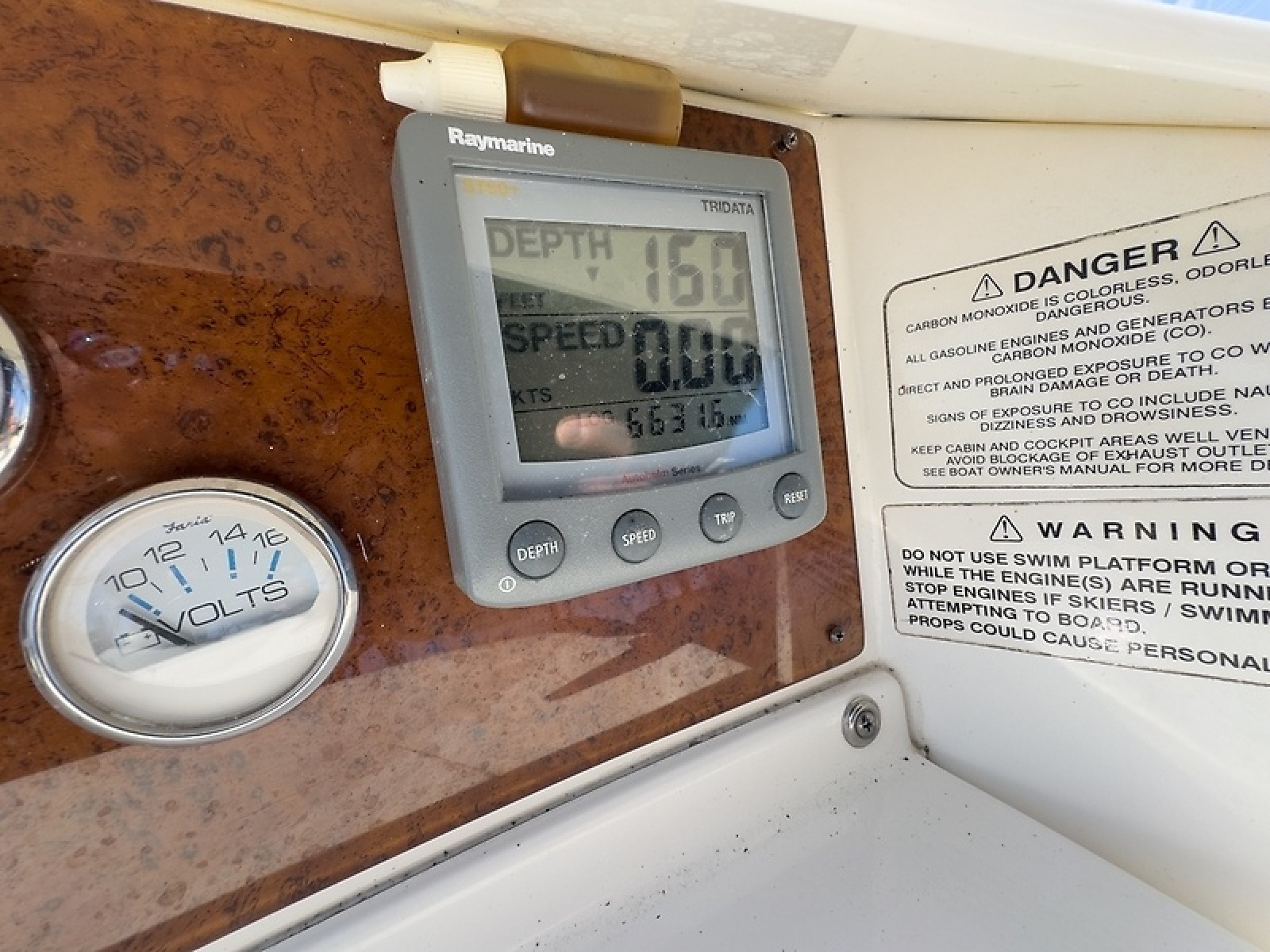 34' 2007 Silverton 34 Convertible