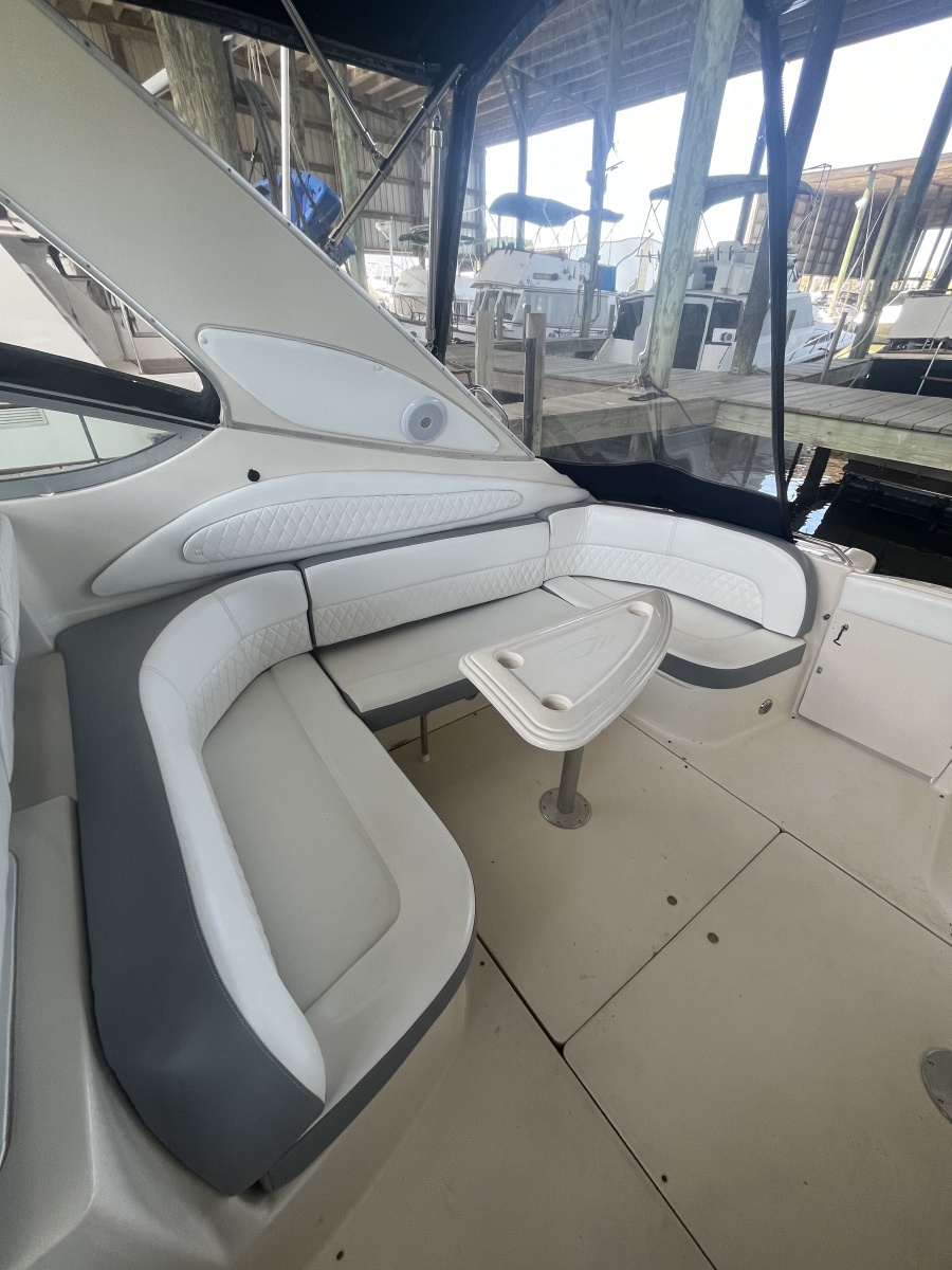 41' 1999 Maxum 4100 SCR