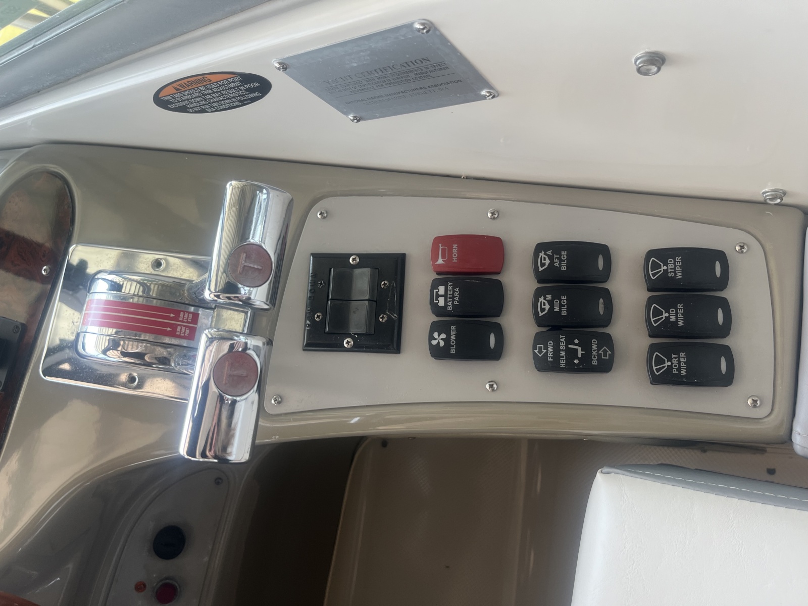 41' 1999 Maxum 4100 SCR