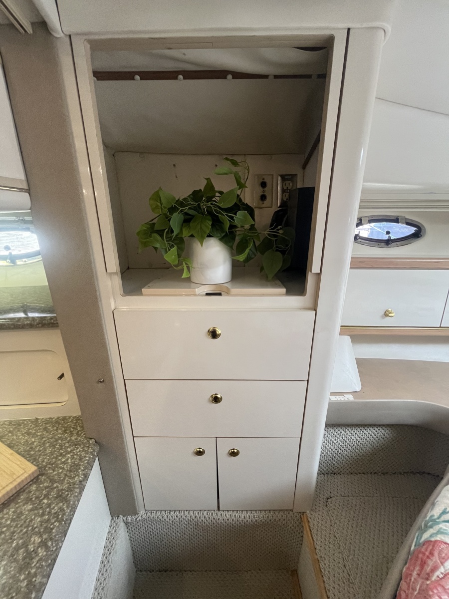 41' 1999 Maxum 4100 SCR