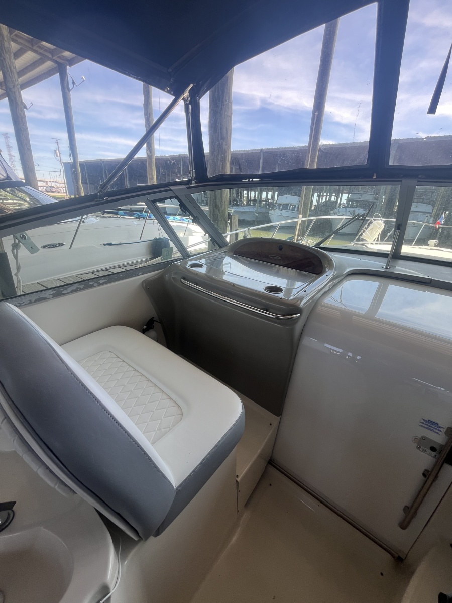 41' 1999 Maxum 4100 SCR