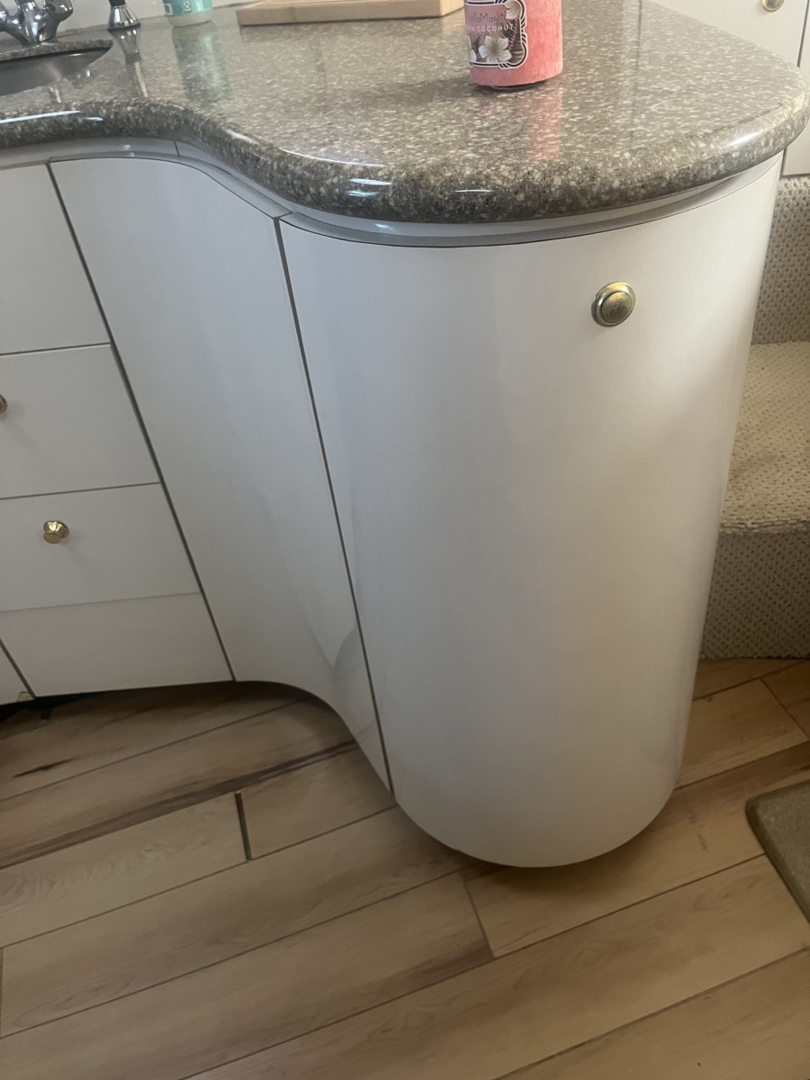 41' 1999 Maxum 4100 SCR