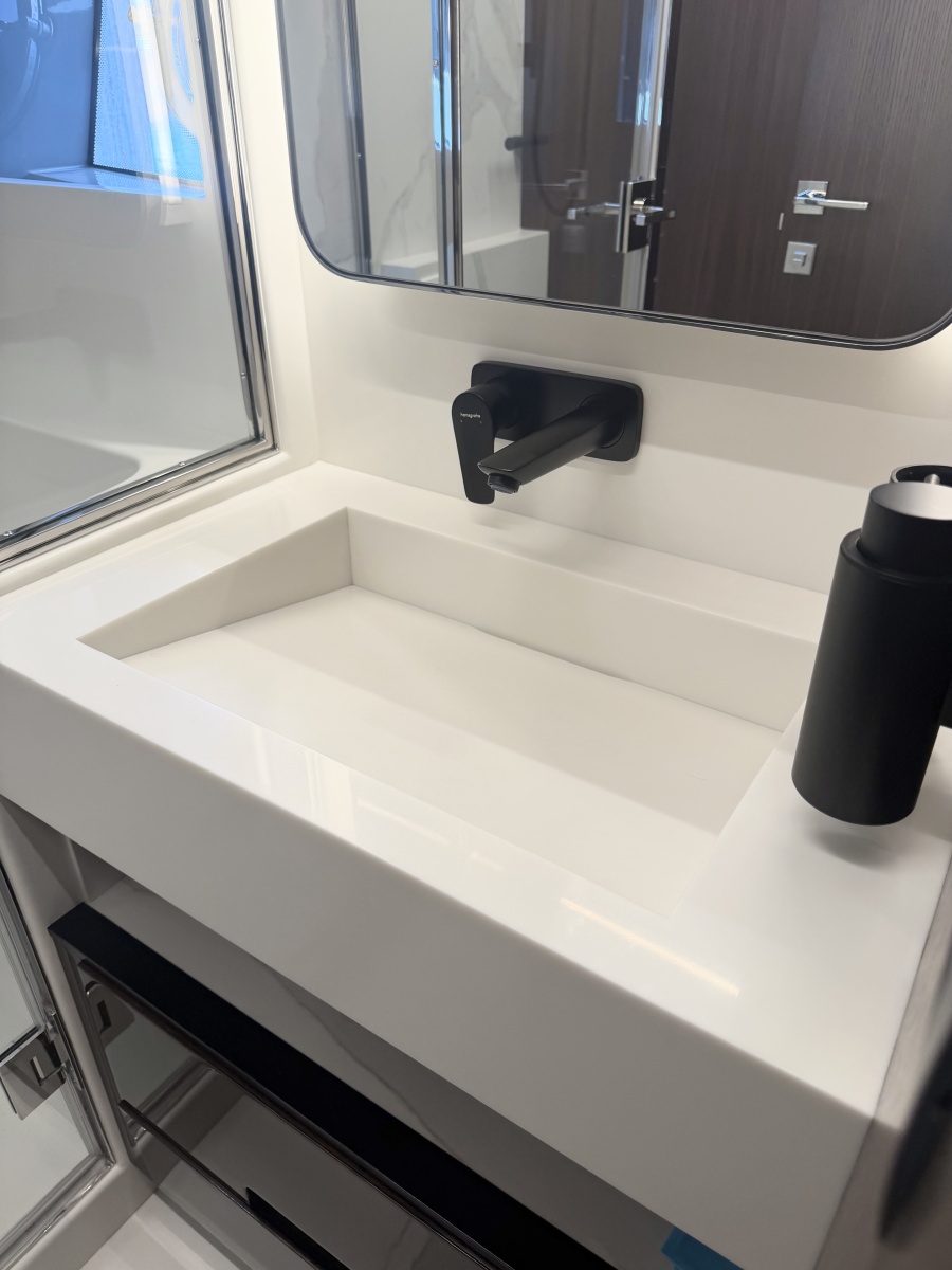 66' 2026 Astondoa 66 Flybridge