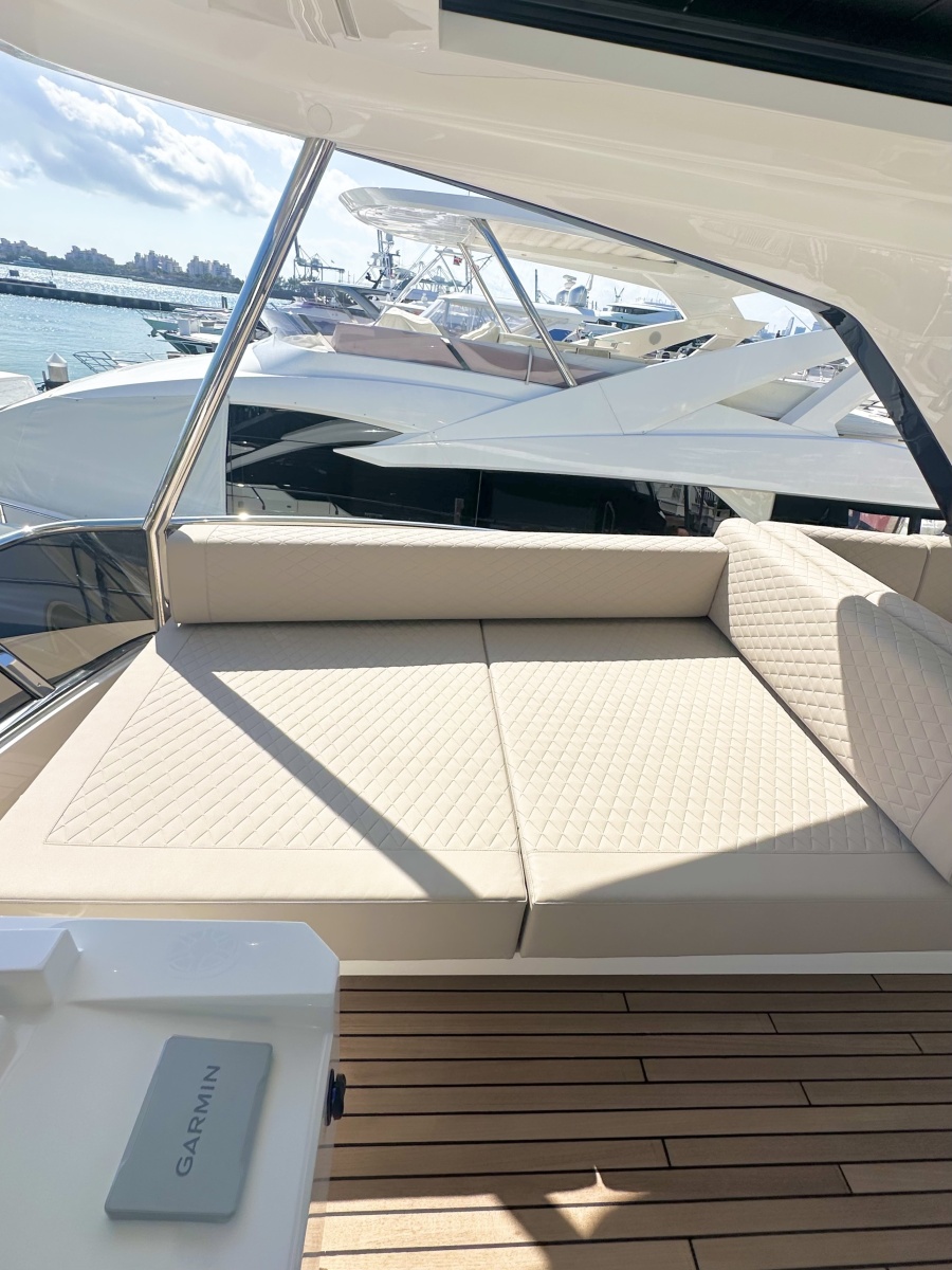 66' 2026 Astondoa 66 Flybridge