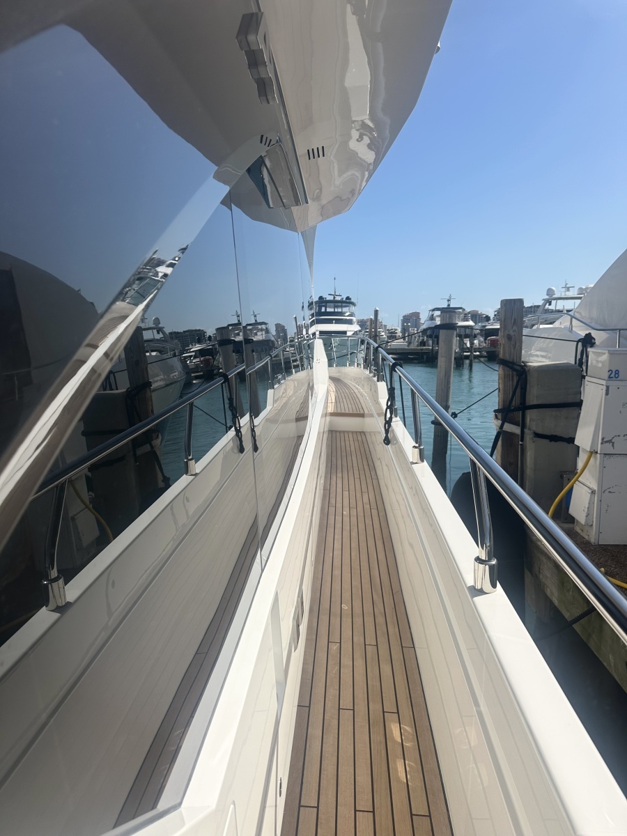 66ft Astondoa Yacht For Sale