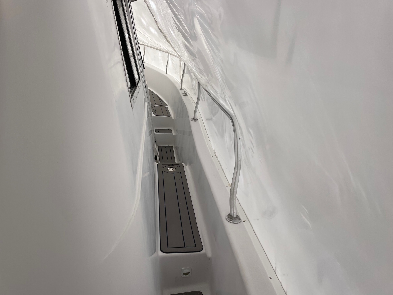 1998 Mainship 350 Trawler