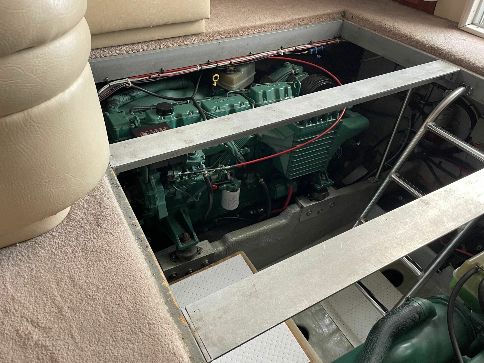 1998 Mainship 350 Trawler