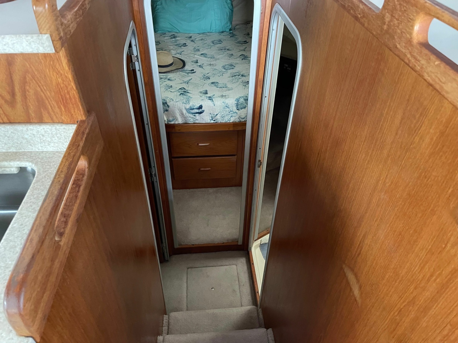 1998 Mainship 350 Trawler