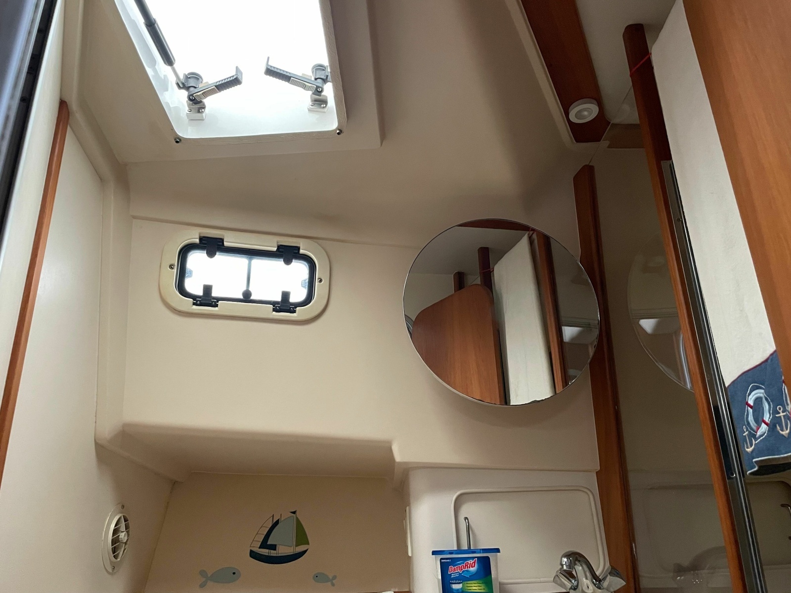 1998 Mainship 350 Trawler