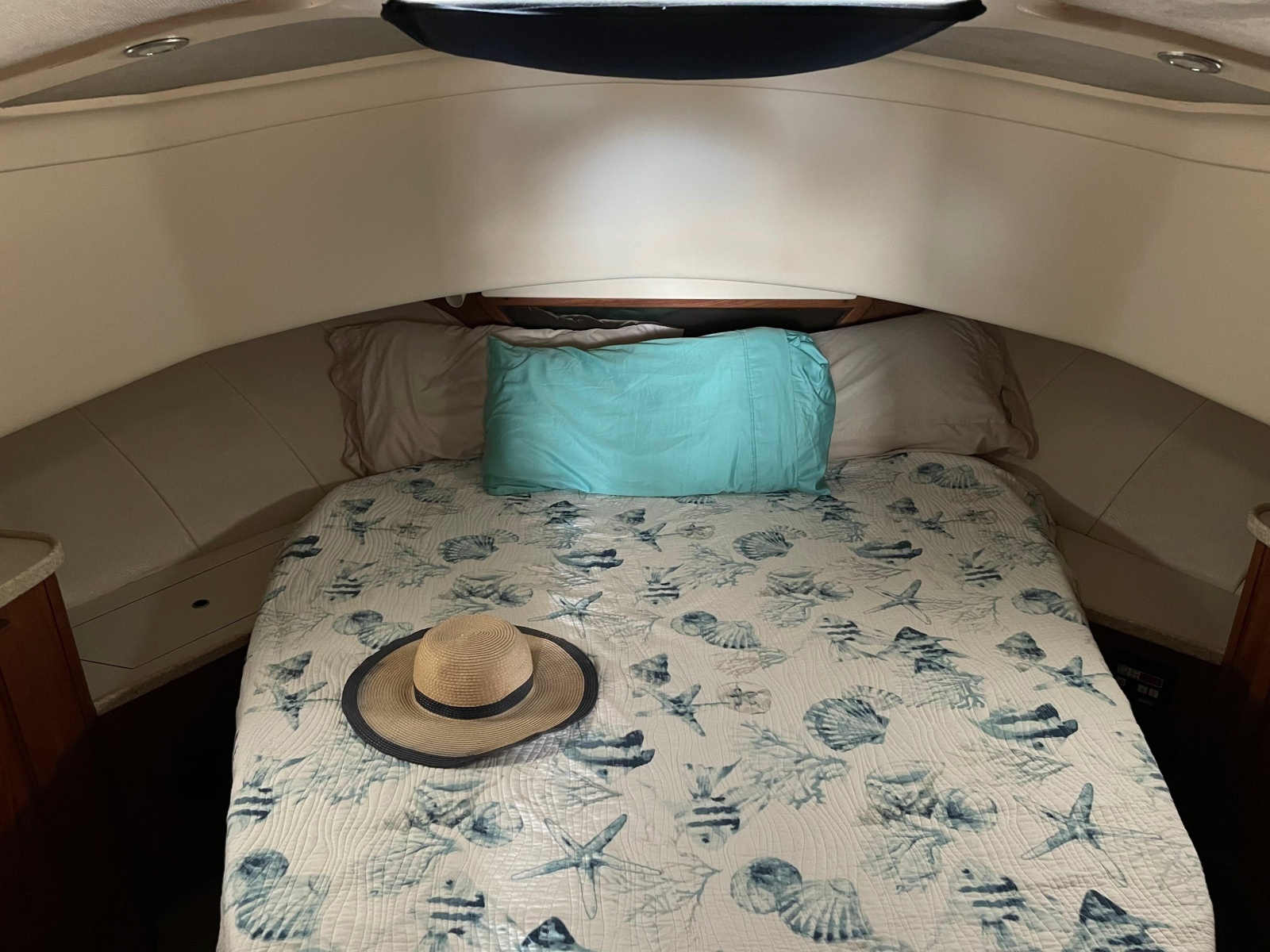 1998 Mainship 350 Trawler