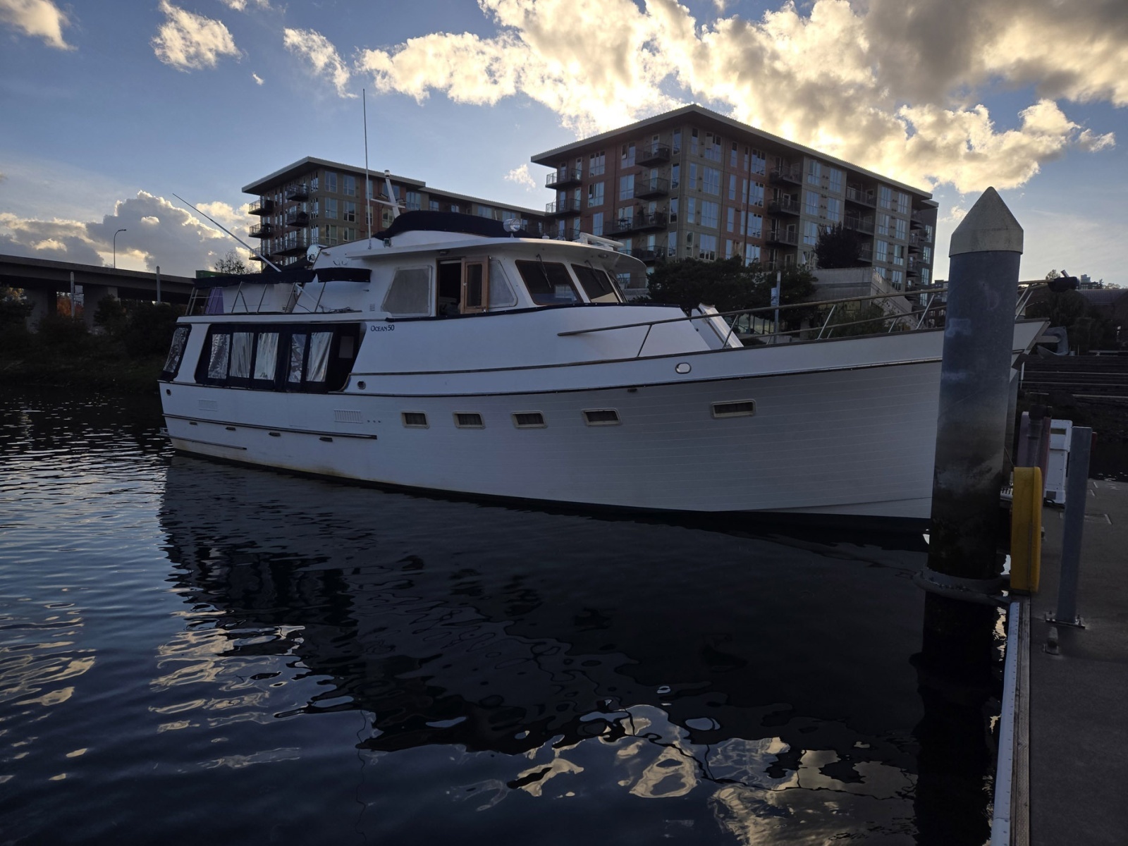 DOS MAS 50ft Ocean Alexander Yacht For Sale