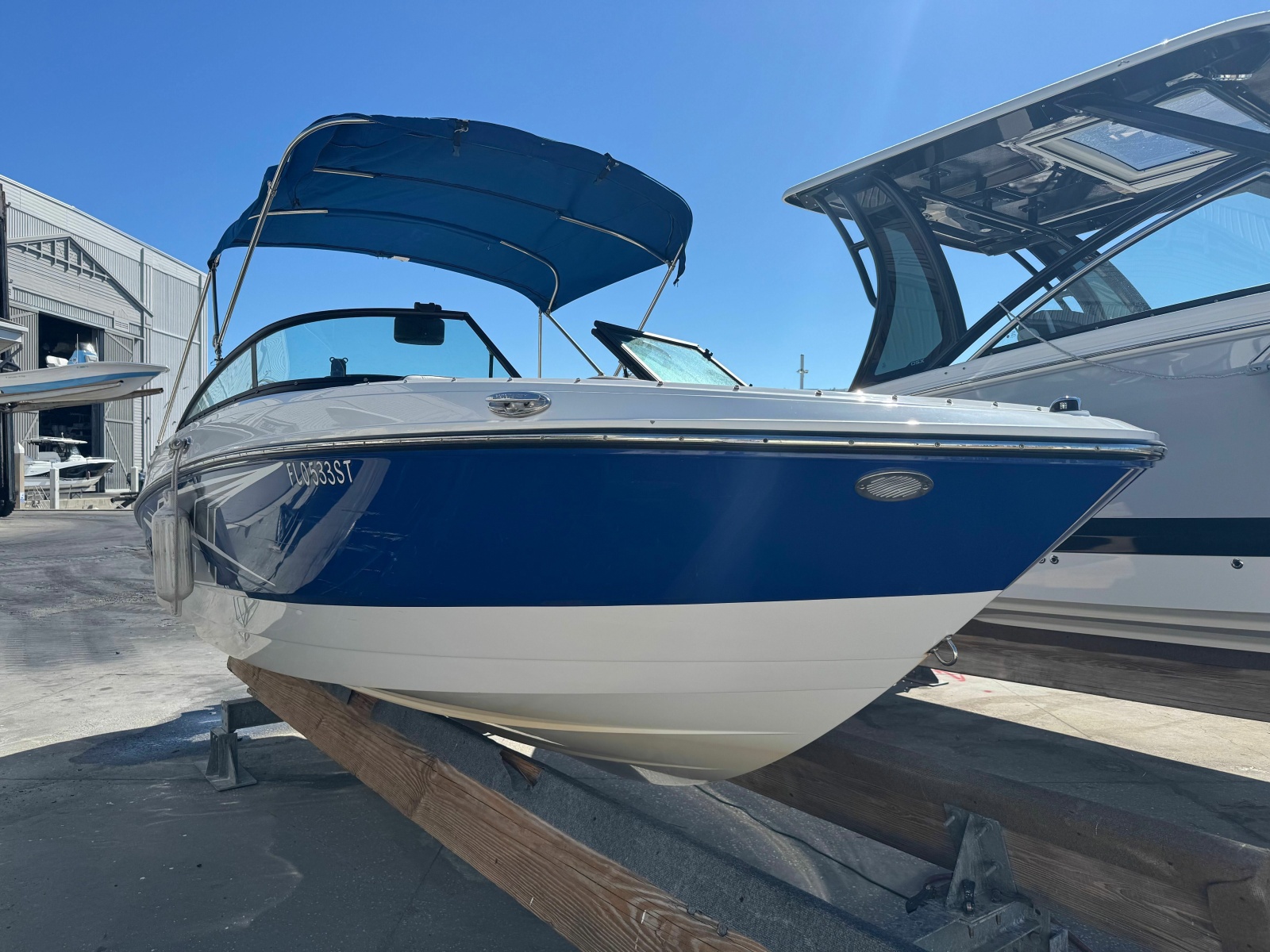 20' 2020 Monterey M-205