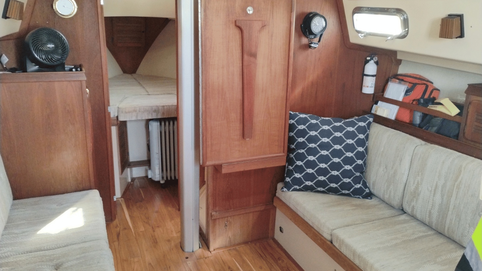 31' 1987 Island Packet 31