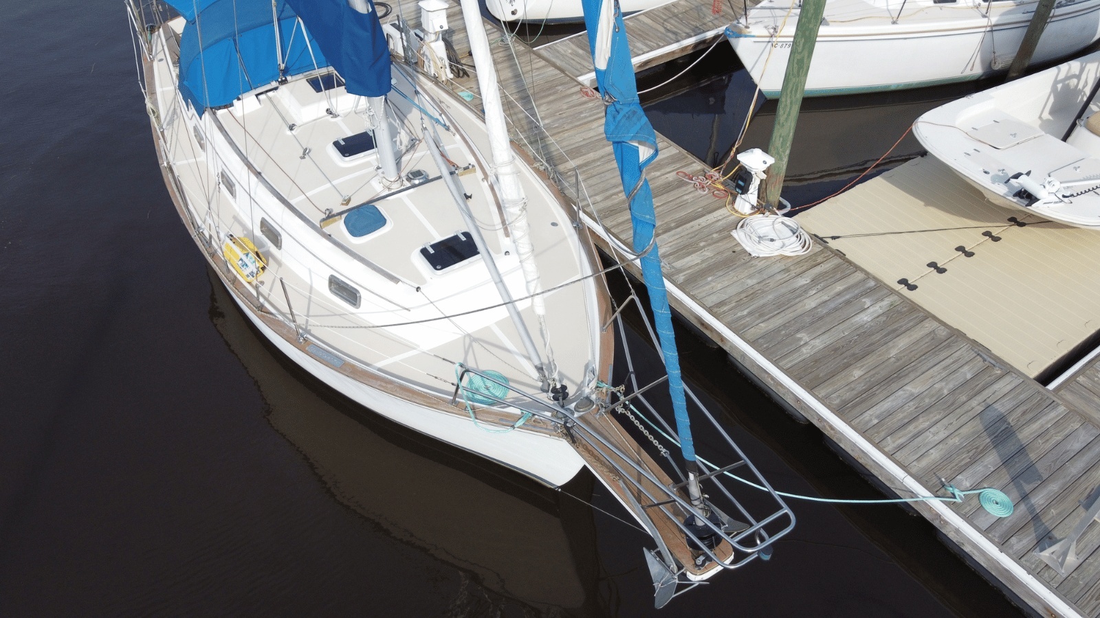 31' 1987 Island Packet 31
