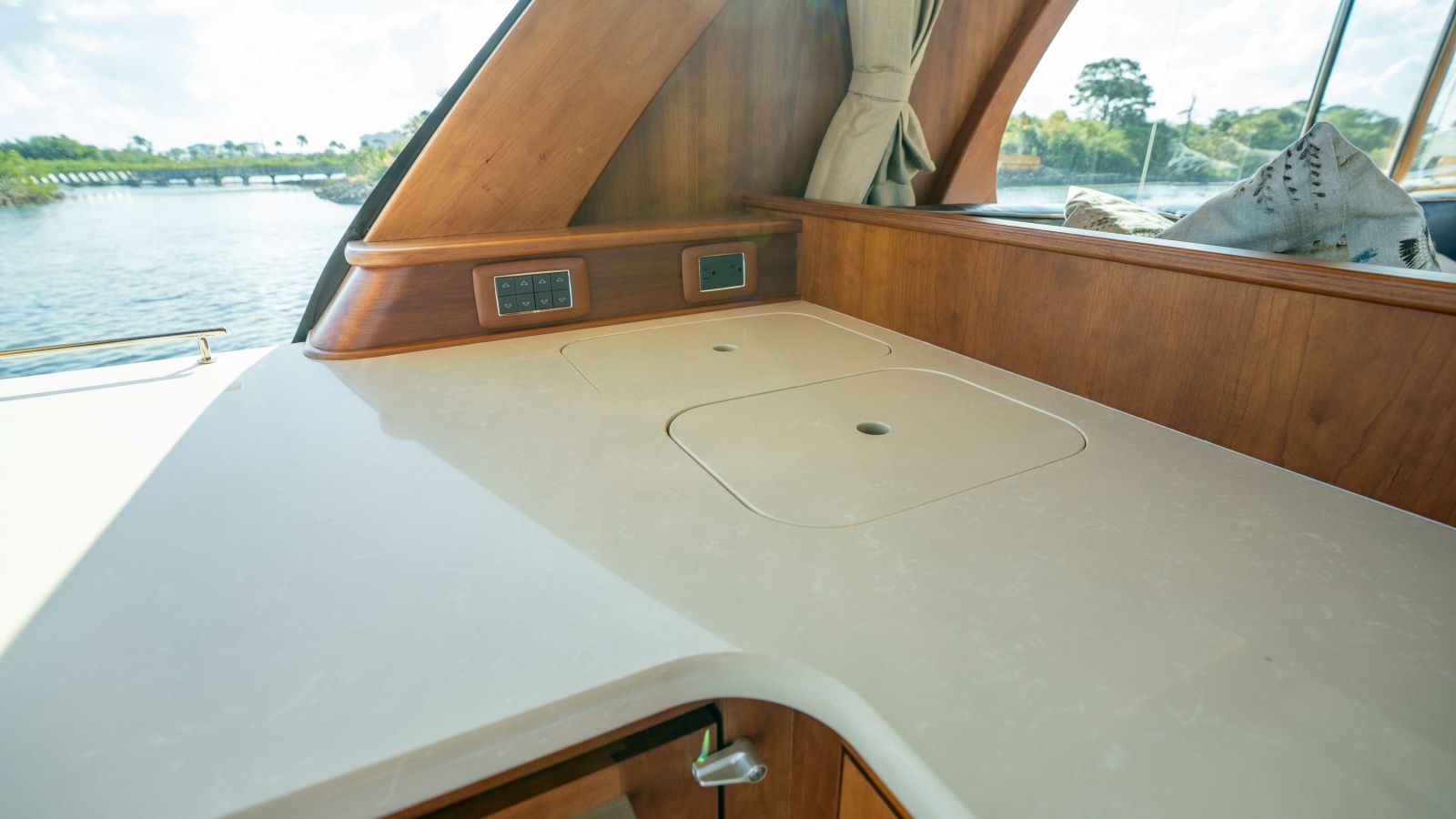 SANDCRAB 66ft Sabre Yacht For Sale