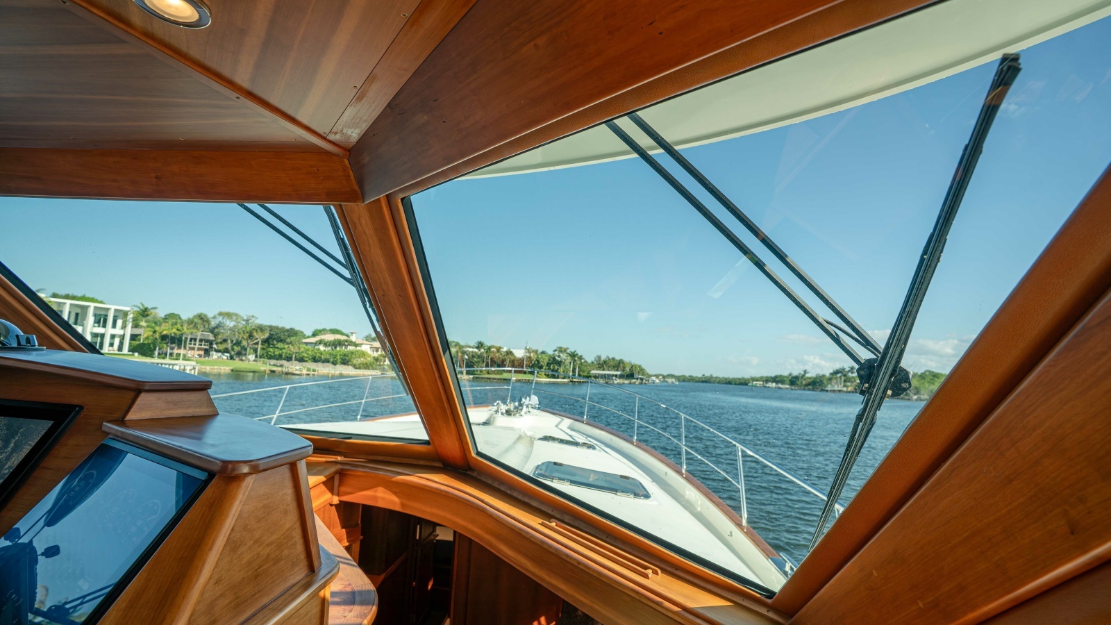 SANDCRAB 66ft Sabre Yacht For Sale