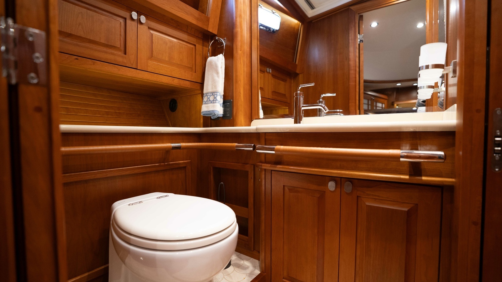 SANDCRAB 66ft Sabre Yacht For Sale