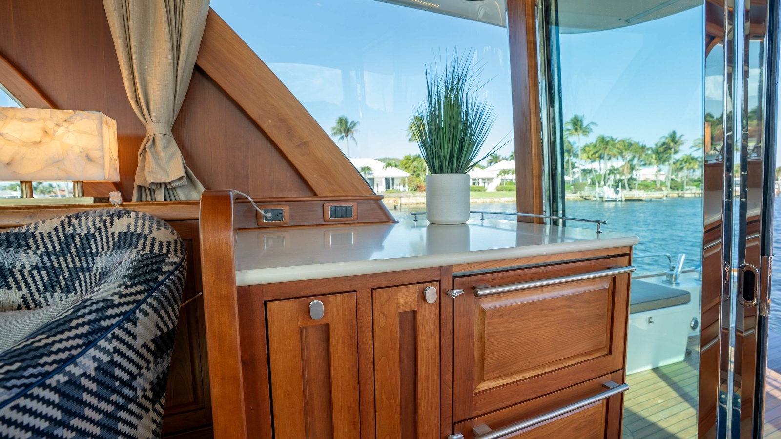 SANDCRAB 66ft Sabre Yacht For Sale