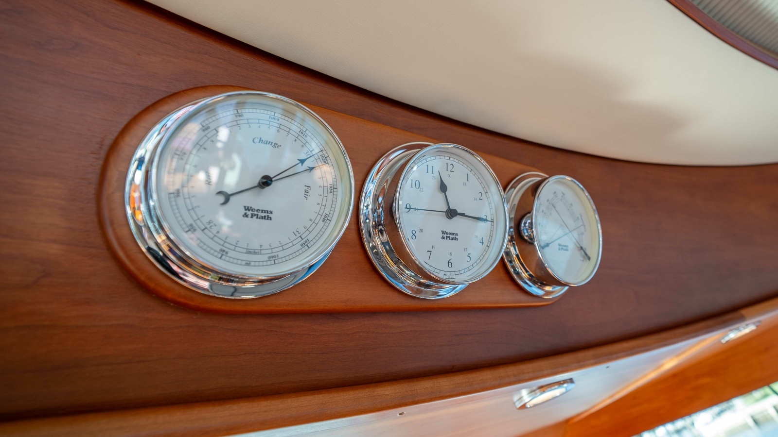 SANDCRAB 66ft Sabre Yacht For Sale