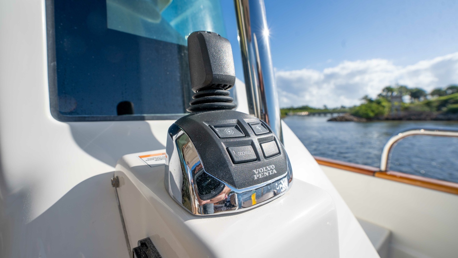 SANDCRAB 66ft Sabre Yacht For Sale